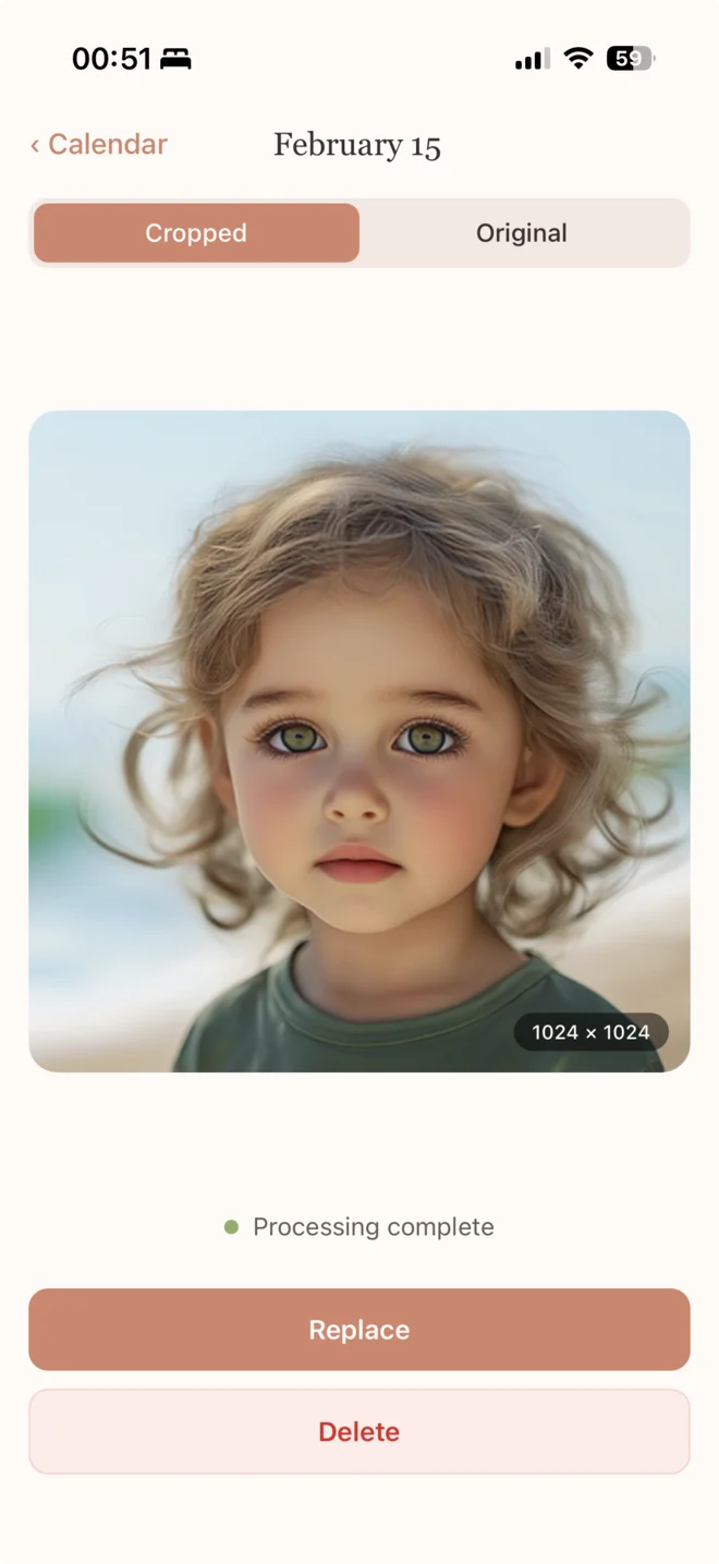 A single photo in Bloom, with a switch between the cropped and the original version